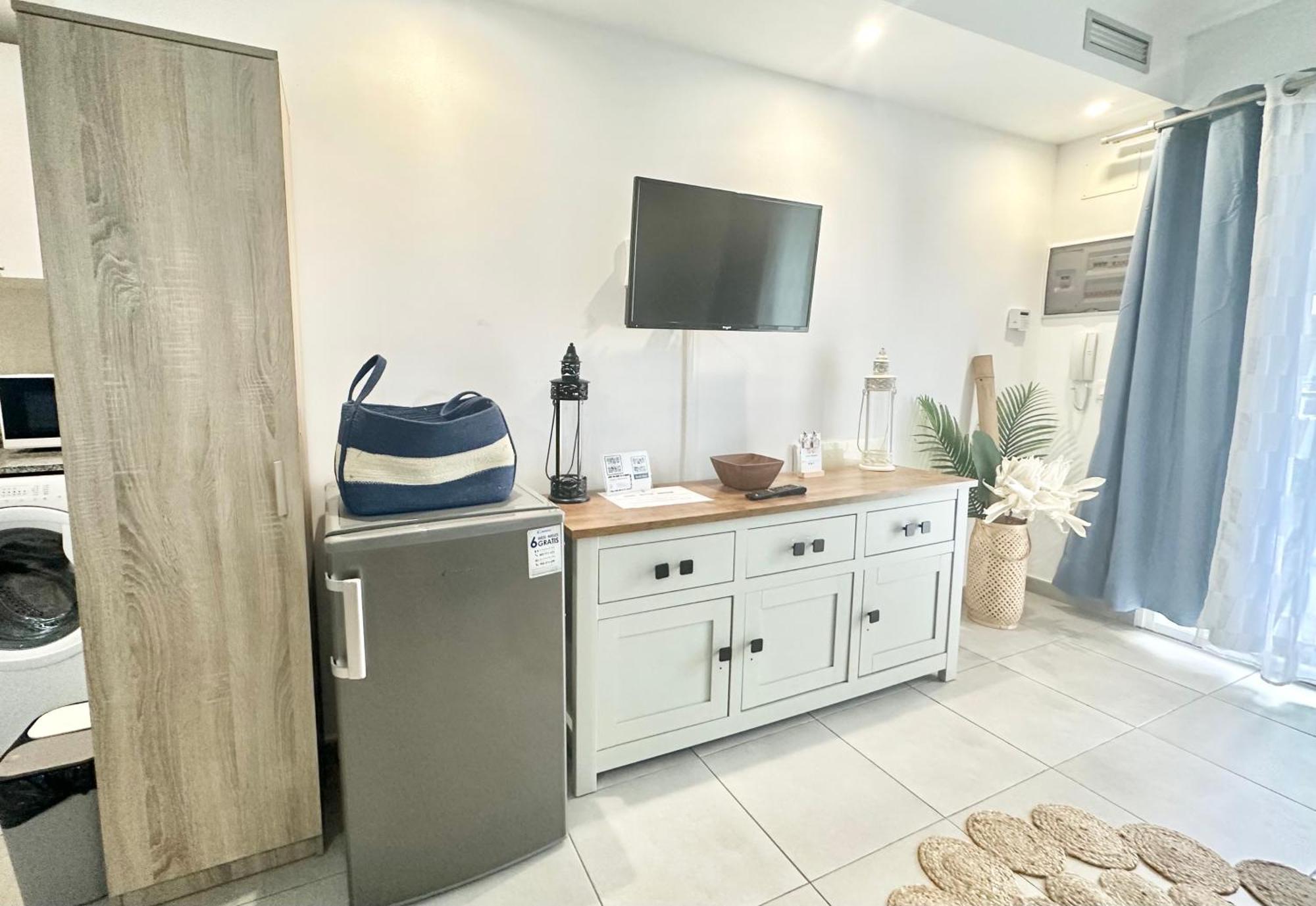 Basa Paradise - Piscina, Terraza, Wifi Y Parking Corralejo Eksteriør billede